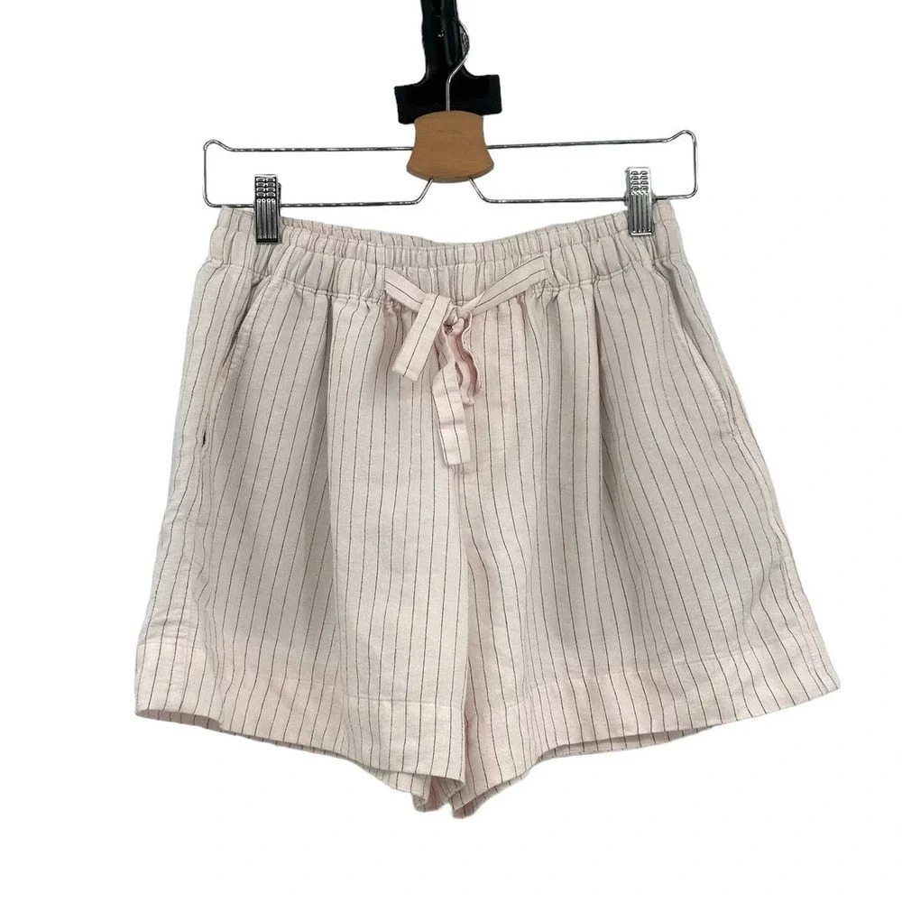 Vince Pencil-stripe Drawstring Linen Blend Shorts in Pink Size Small